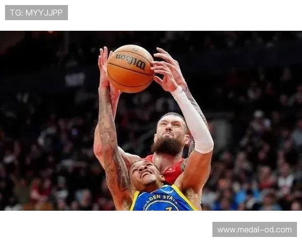 巴恩斯无球切入效率提升，改变猛龙进攻结构