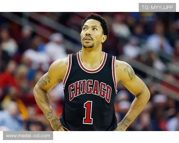 德里克·罗斯突破频繁制造机会 提升公牛关键时刻得分效率