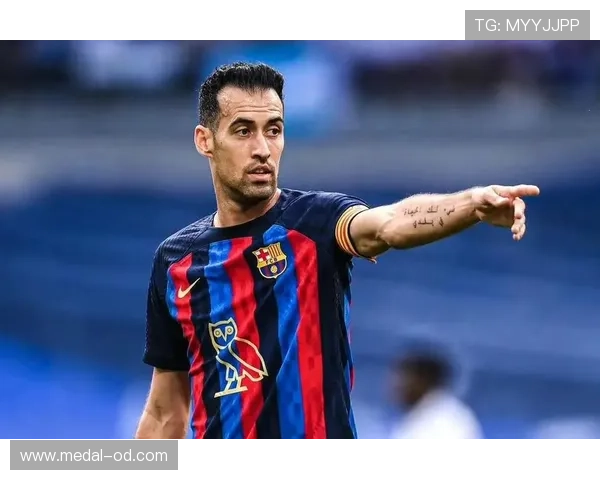 布斯克茨与蒂亚戈中场组织倾向分化下的体系驱动趋势