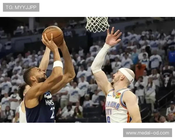 戈贝尔挡拆保护篮筐效率提升明显主导防守节奏