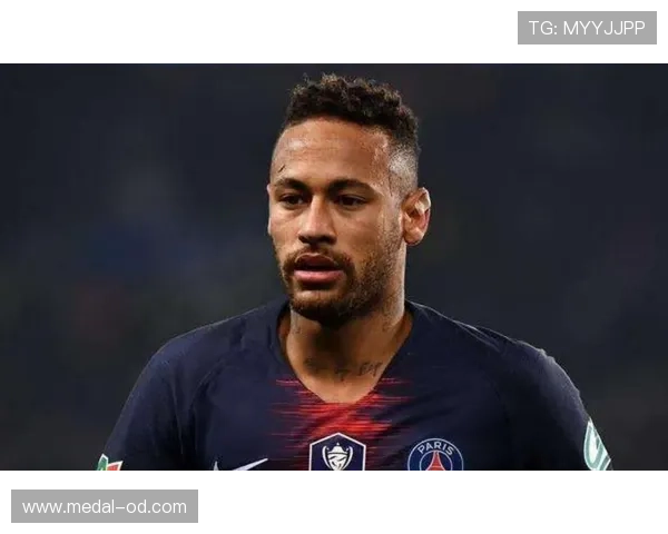 内马尔如何从街头足球天才蜕变为顶级进攻核心？